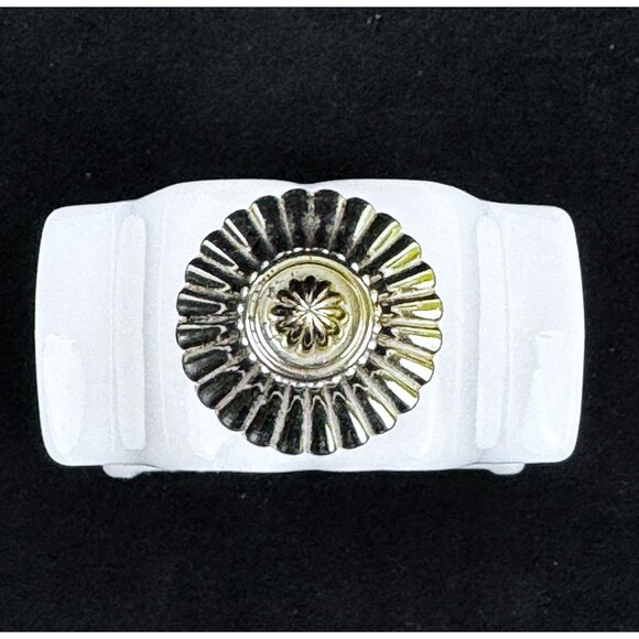 Avon Armoire Decanter Field Flowers Foaming Bath Oil Empty Bottle Milk Glass - Picture 5 of 16